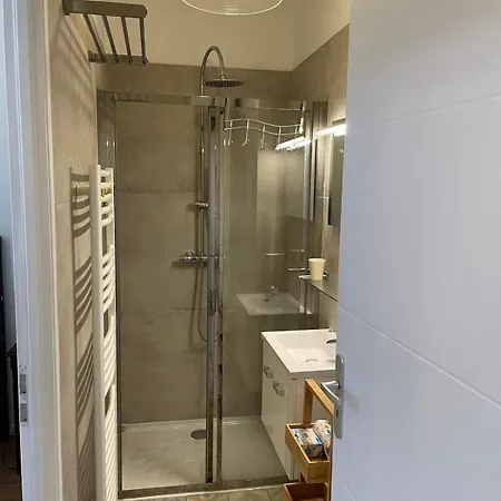 Emplacement Rare Elegant Appartement Avec Balcon Sur Le Canal Royal Sete Exterior photo